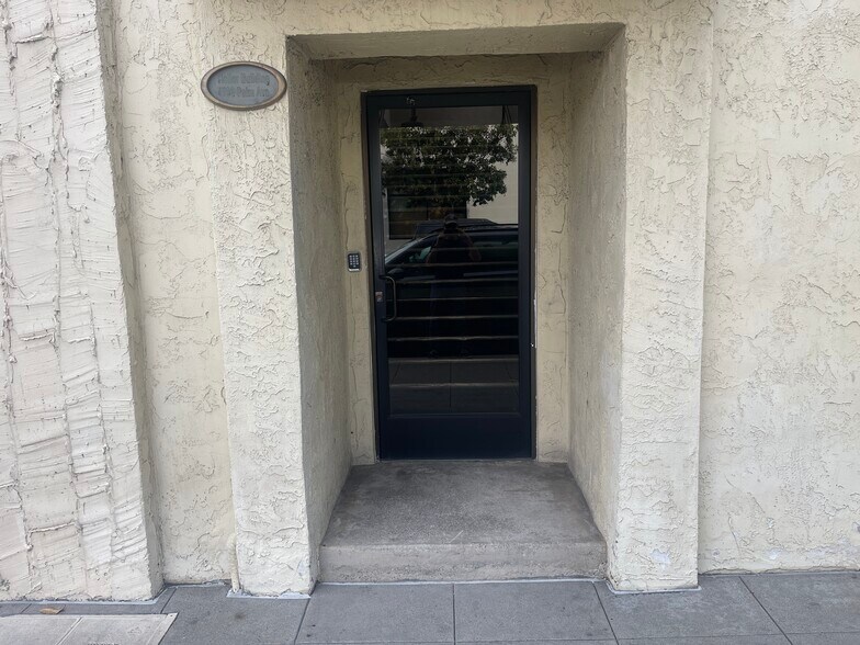 More Photos Of 4730 Palm Ave, La Mesa Storefront Retail Office For Lease