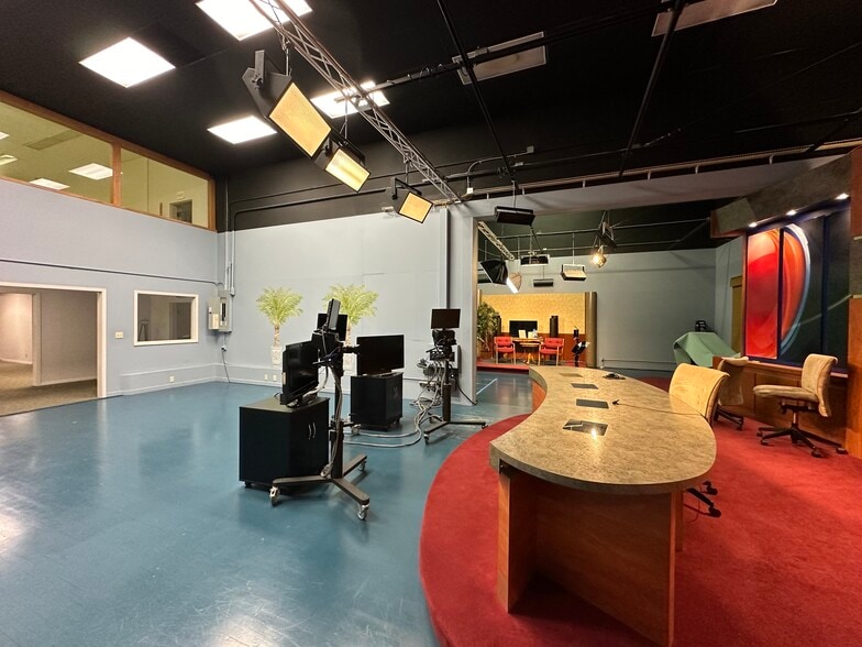 More Photos Of 330 Carmen Ln, Santa Maria Office Residential For Sale