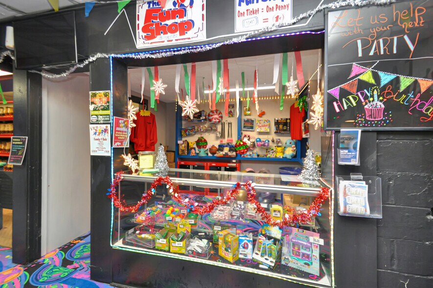 More Photos Of 805 Sater St, Greenville Skating Rink For Sale