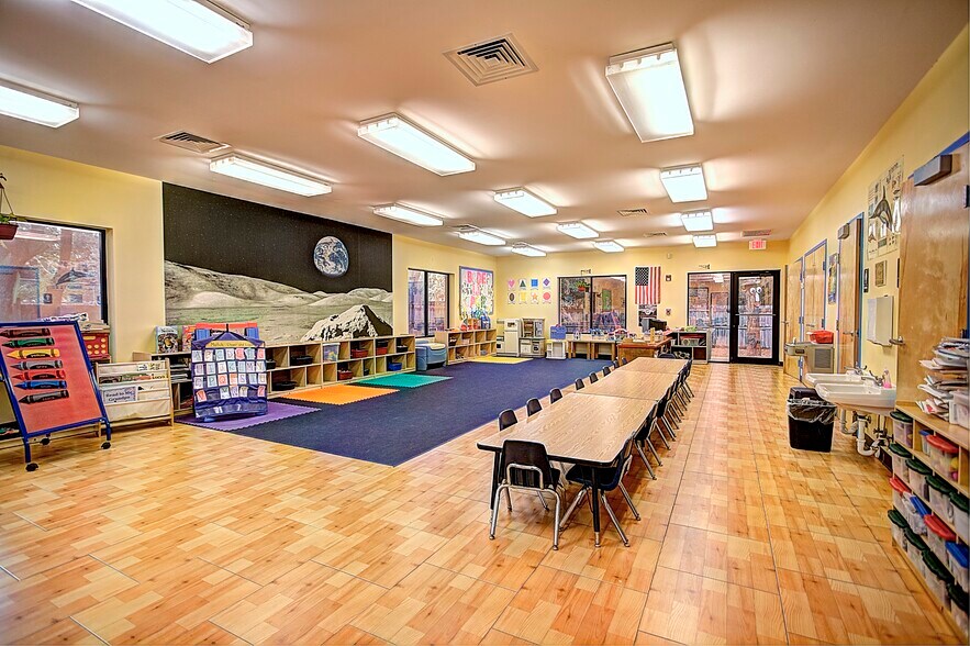 More Photos Of 353 Hiatt Dr, Palm Beach Gardens Schools For Sale