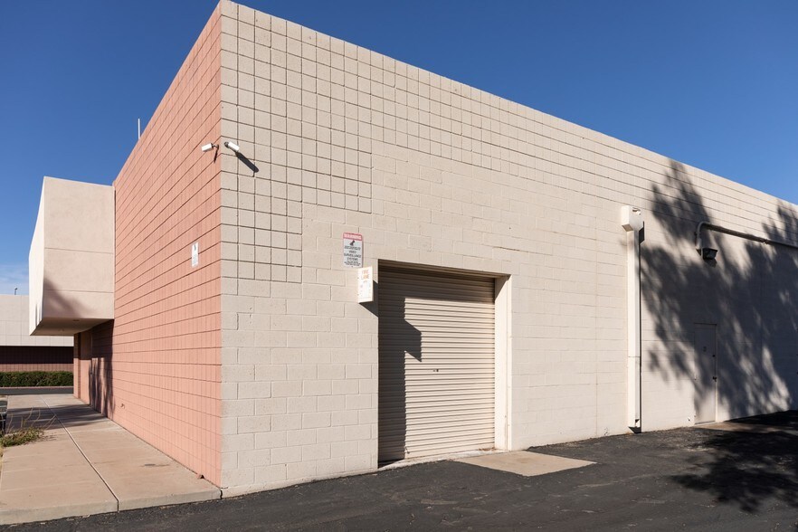 More Photos Of 2909-2917 S Dobson Rd, Mesa Storefront Retail Office For Lease