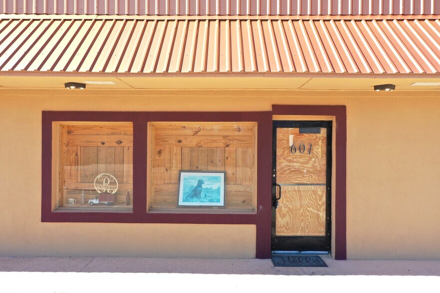 More Photos Of 601 S 9th Ave, Durant Office For Sale