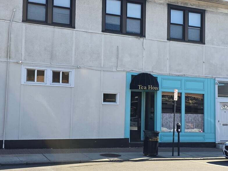 More Photos Of 228 Merrick Rd, Rockville Centre Medical For Sale