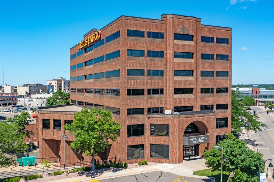 More Photos Of 400 1st St S, Saint Cloud Office For Lease
