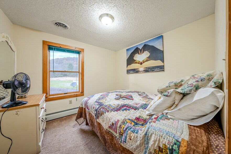 More Photos Of 228 Huntington Creek Rd, Sweet Valley Land For Sale