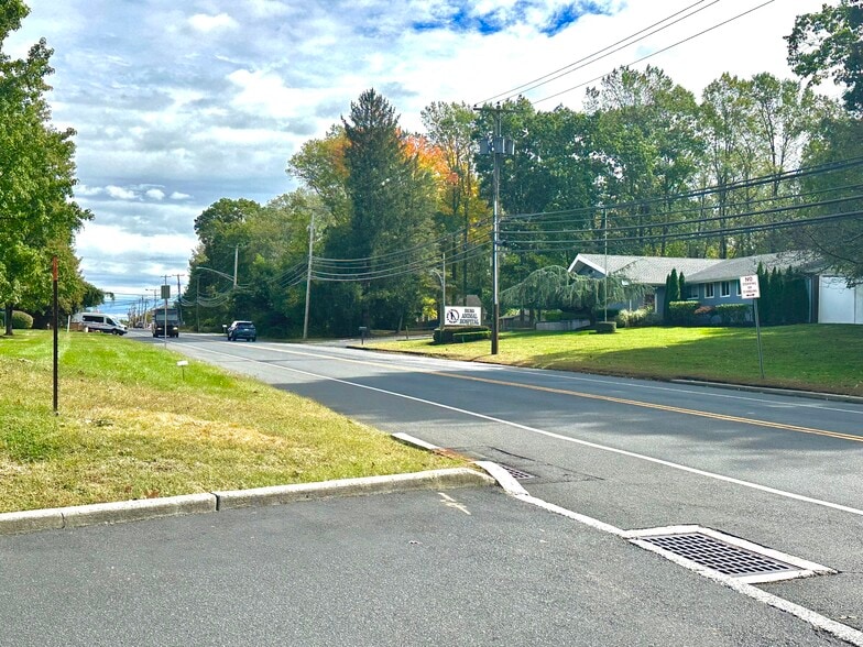More Photos Of 591 Rt-34, Matawan Medical For Lease