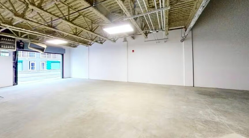 More Photos Of 4740 Vanguard Rd, Richmond Warehouse For Sale