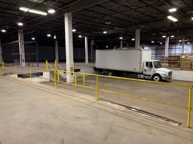 More Photos Of 125 Jackson Ave, Edison Warehouse For Lease