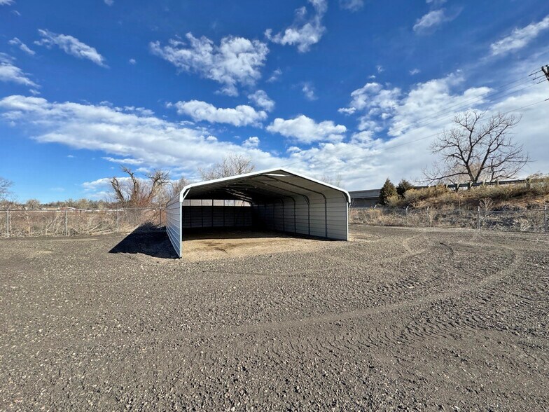 More Photos Of 1325 S Saint Louis Ave, Loveland Auto Repair For Sale