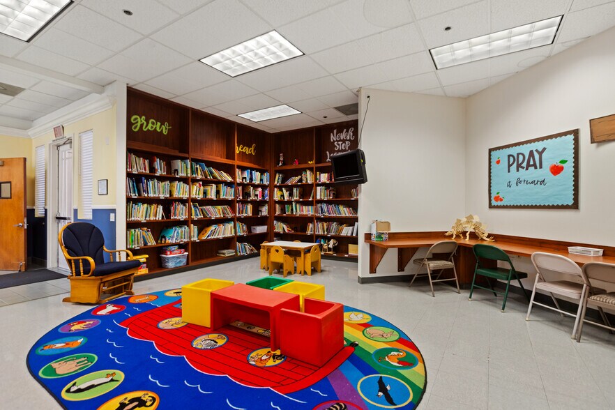 More Photos Of 2090 Chino Hills Pkwy, Chino Hills Schools For Lease