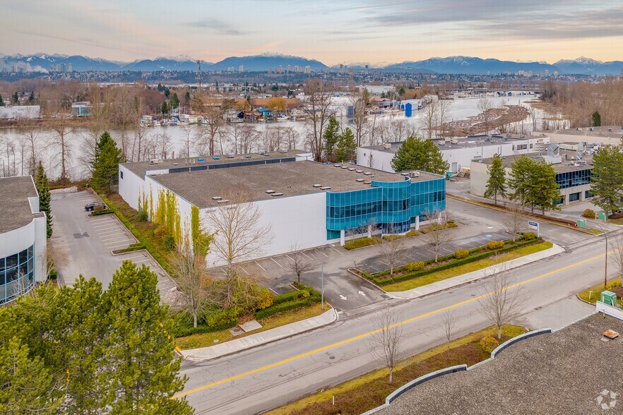 More Photos Of 1533-1535 Cliveden Ave, Delta Warehouse For Lease