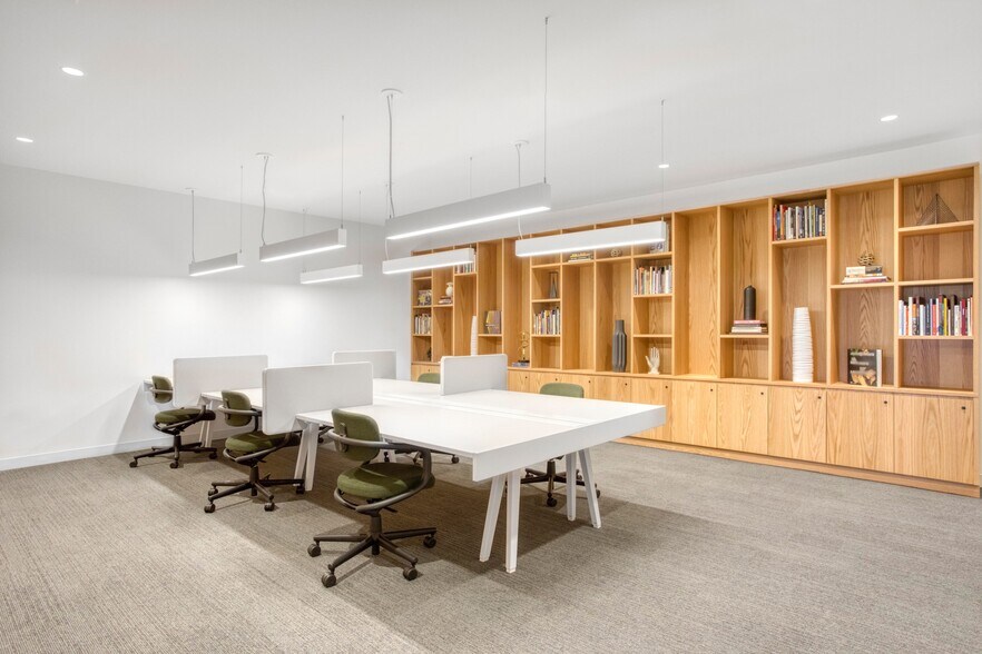 More Photos Of 10100 Venice Blvd, Culver City Loft Creative Space For Lease