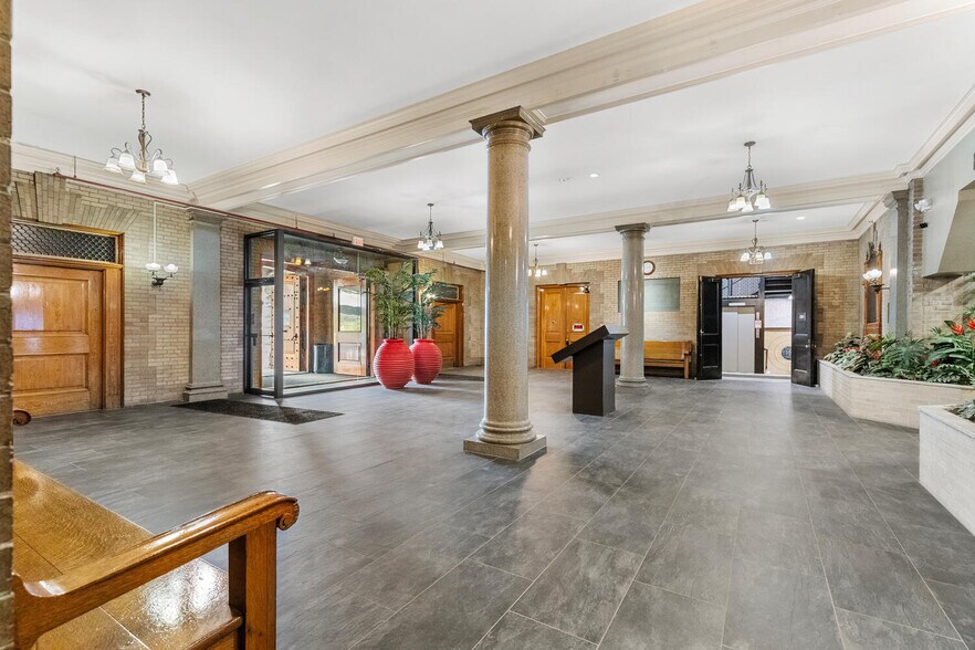 More Photos Of 92 High St, Medford Medical For Sale
