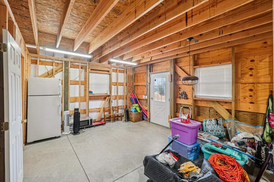 More Photos Of 510 Lillys Bridge Rd, Mount Gilead Flex For Sale