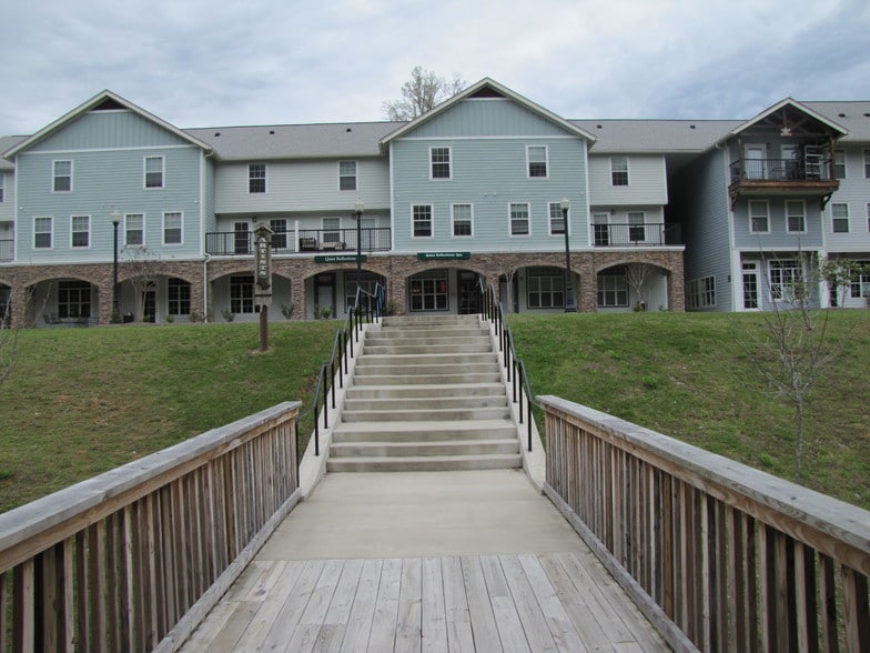 More Photos Of 849 Glades Rd, Gatlinburg Specialty For Sale