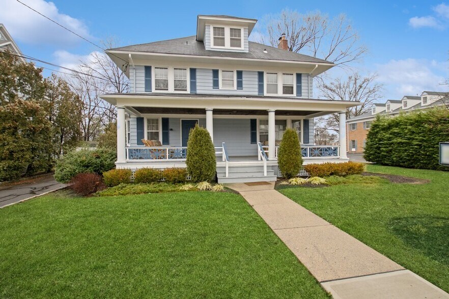 More Photos Of 114 S Euclid Ave, Westfield Office For Sale