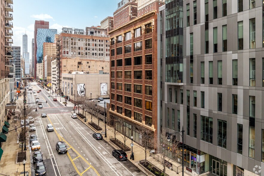More Photos Of 819 S Wabash Ave, Chicago Loft Creative Space For Lease