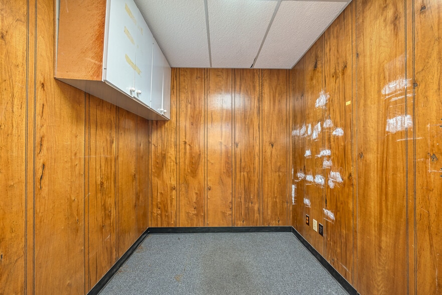 More Photos Of 5858 St Augustine Rd, Jacksonville Freestanding For Lease