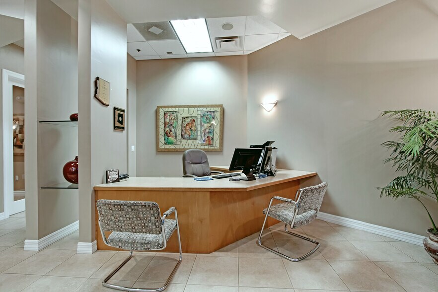 More Photos Of 2169 E Warner Rd, Tempe Office For Sale