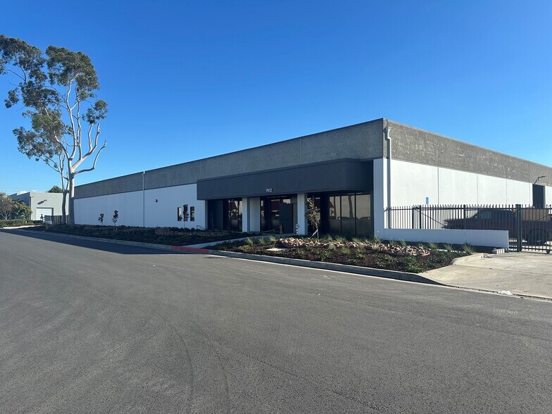 More Photos Of 7412 Anaconda Ave, Garden Grove Warehouse For Lease