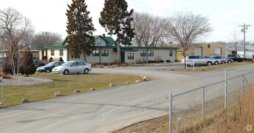 Primary Photo Of 6135 N American Ln, De Forest Warehouse For Lease