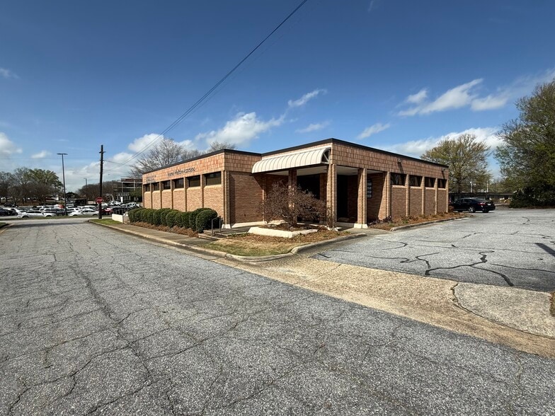 More Photos Of 1942 North Ave, Columbus Medical For Lease