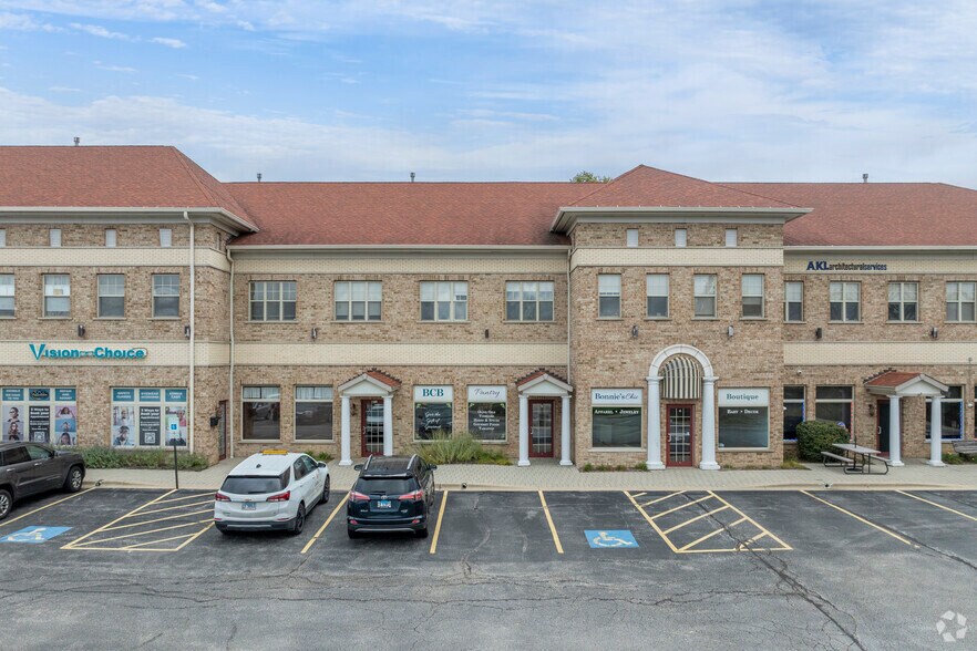 More Photos Of 34121 N Route 45, Grayslake Office For Sale