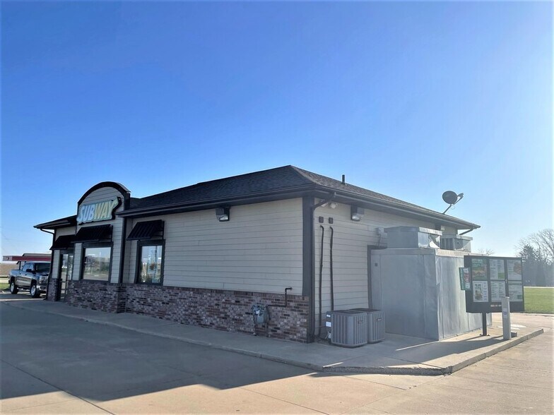 More Photos Of 1730 Pj Keller Hwy, Lexington Freestanding For Lease