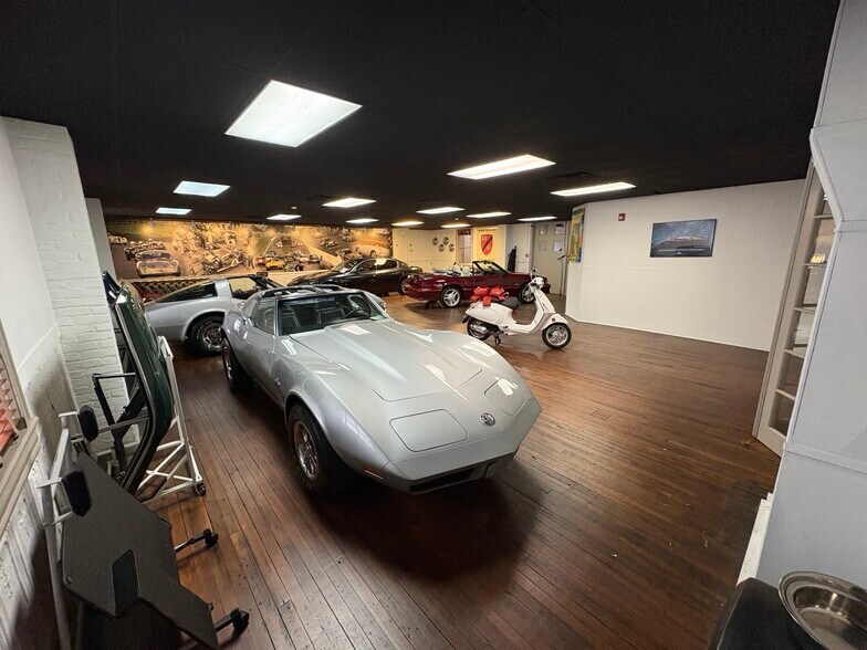 More Photos Of 163-165 Main St, Peapack Auto Dealership For Sale