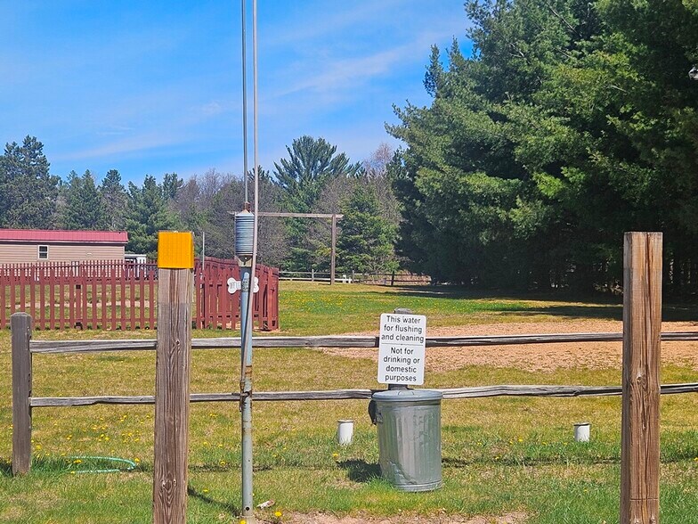 More Photos Of 4702 Hi Pines Ln, Eagle River Trailer Camper Park For Sale