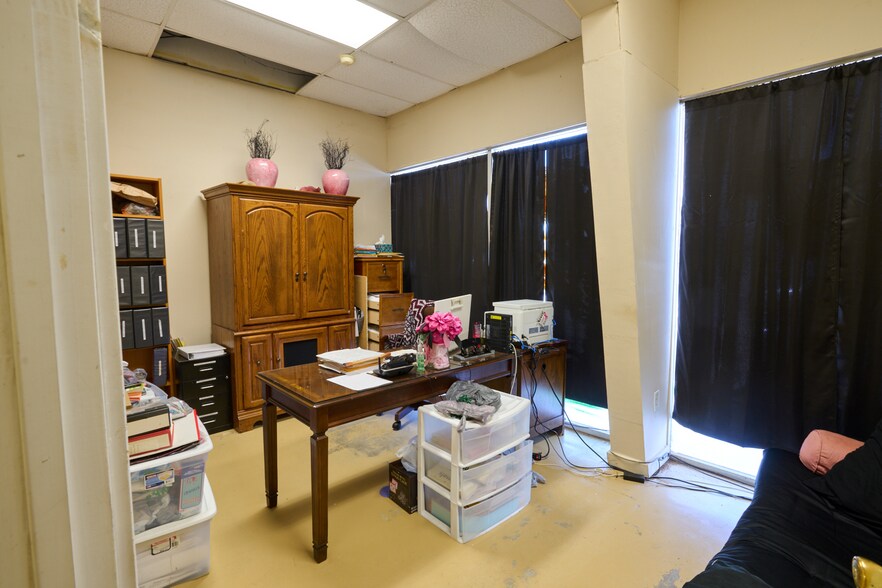 More Photos Of 1411 N Fulton St, Wharton Land For Sale