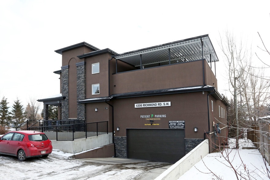 More Photos Of 4306 Richmond Rd SW, Calgary Medical For Sale