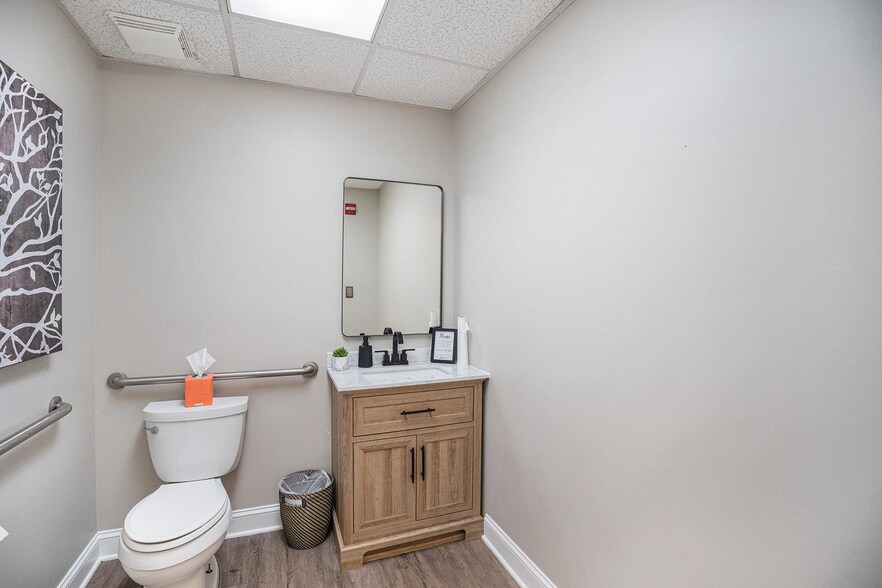 More Photos Of 1570 Sumneytown Pike, Lansdale Medical For Lease