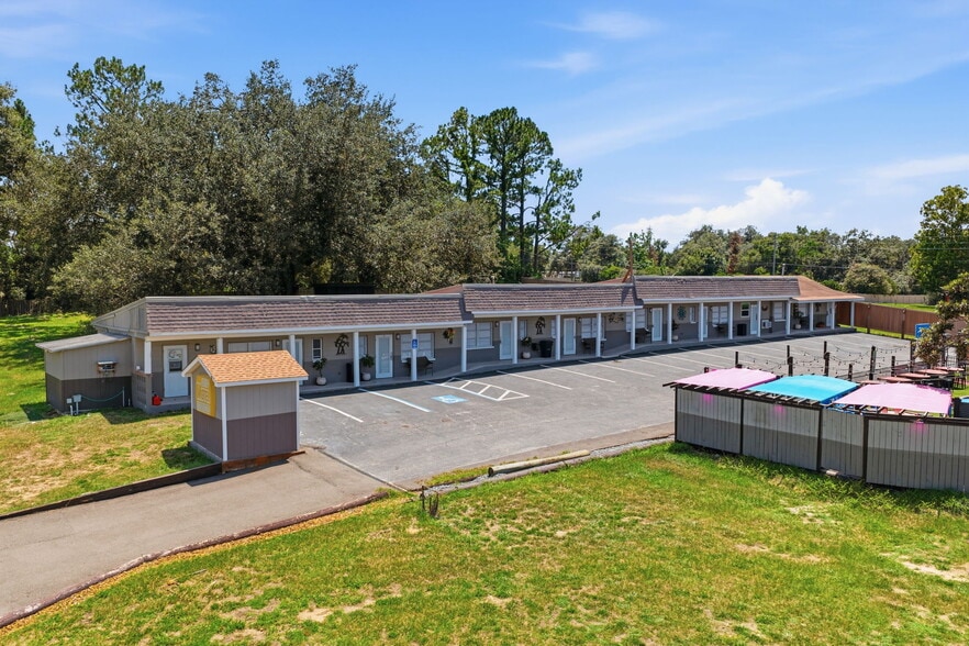 More Photos Of 8744 Gall Blvd, Zephyrhills Hotel For Sale