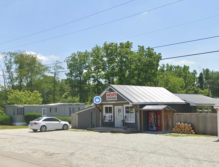 More Photos Of 853 W State Road 38, New Castle General Retail For Sale