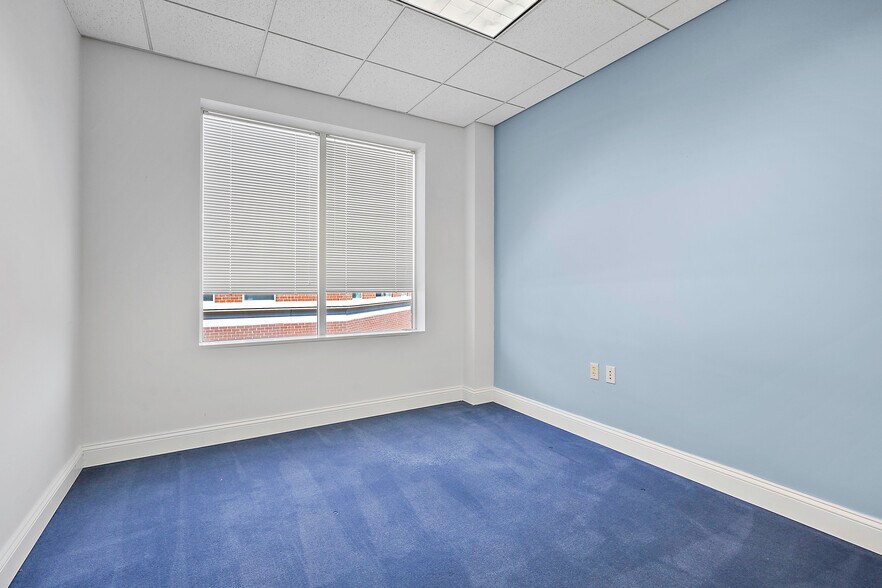 More Photos Of 1631-1663 Prince St, Alexandria Medical For Lease