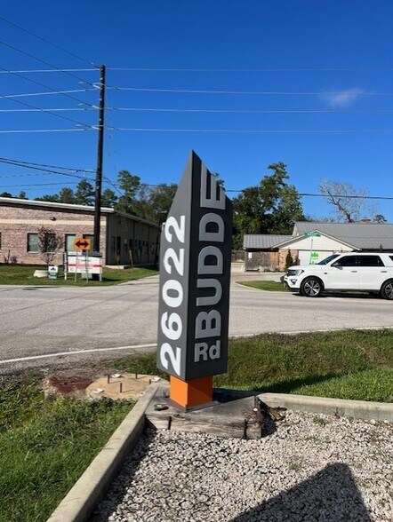More Photos Of 26022 Budde Rd, The Woodlands Loft Creative Space For Sale