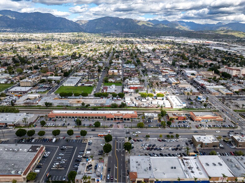 More Photos Of 1201-1225 Truman St, San Fernando Unknown For Lease