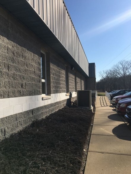 More Photos Of 1600 Reed Rd, Pennington Light Distribution For Sale