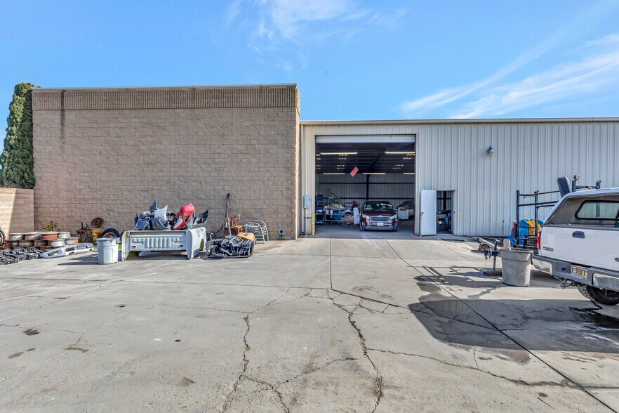 More Photos Of 2365 Main St, Chula Vista Contractor Storage Yard For Lease