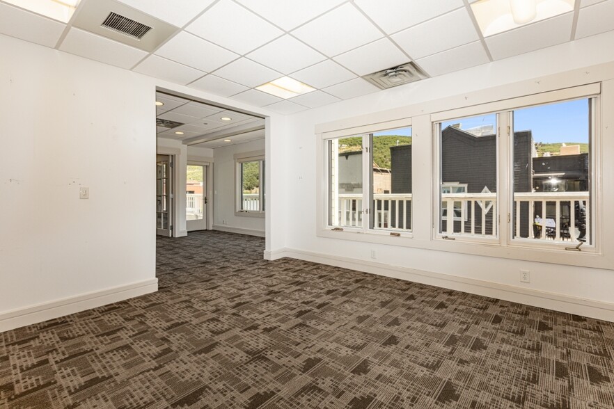 More Photos Of 537 Main St, Park City Storefront Retail Office For Lease