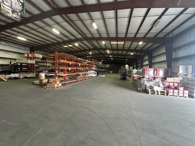 More Photos Of 3297 Pacific St, North Charleston Distribution For Lease