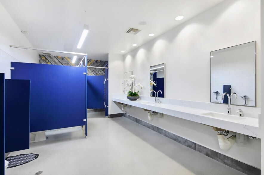 More Photos Of 3 Corporate Park, Irvine Office For Sale