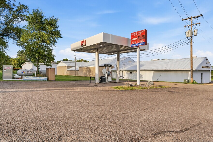 More Photos Of 300 Rush Point Dr, Stanchfield Office For Sale