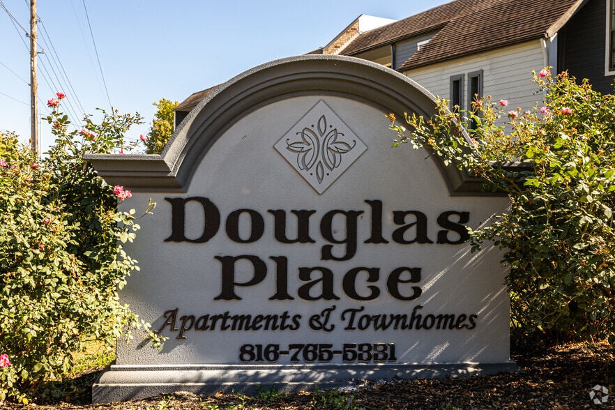 More Photos Of 13900 Grandboro Ln, Grandview Apartments For Sale