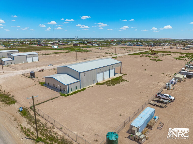 More Photos Of 15095 W 42nd St, Odessa Warehouse For Lease