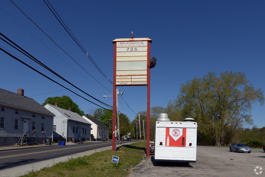 More Photos Of 725 Branch Ave, Providence Multifamily For Sale