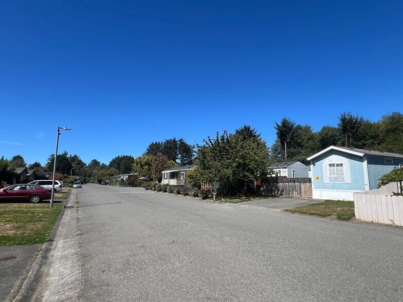 More Photos Of 2580 Central Ave, Mckinleyville Manufactured Housing Mobile Home Park For Sale