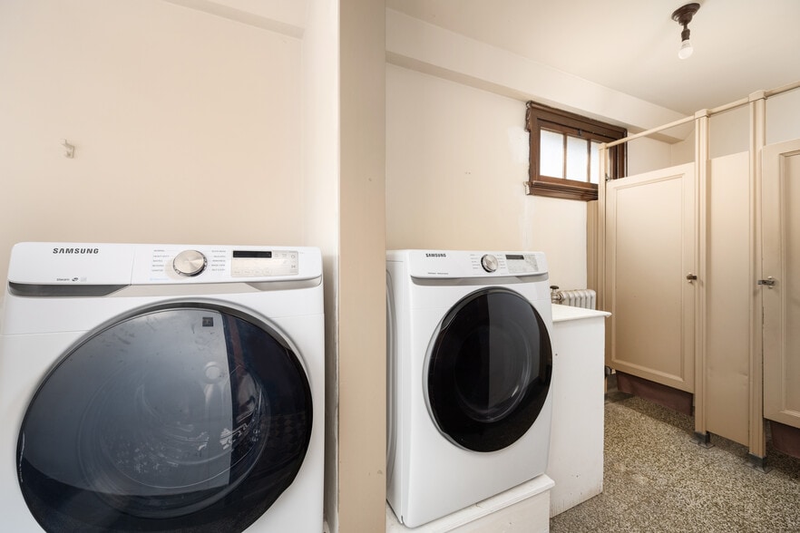 More Photos Of 94 Shoshone st, Buffalo Religious Facility For Sale