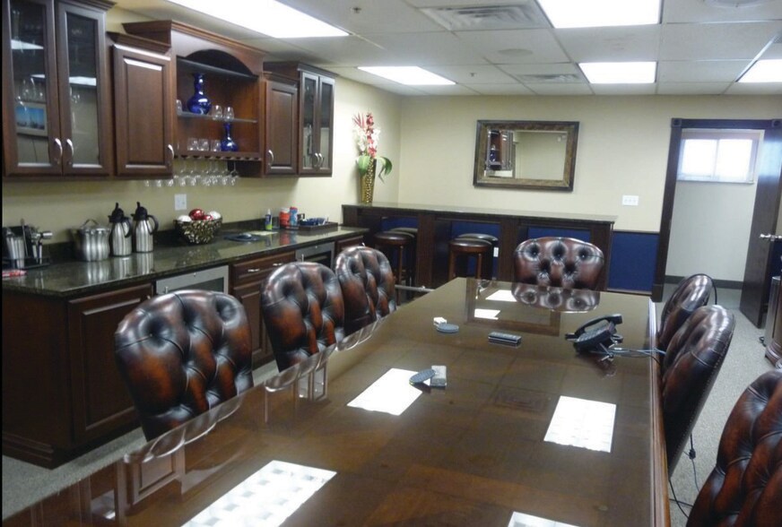 More Photos Of 4501 Ohio River Rd, Huntington Warehouse For Sale